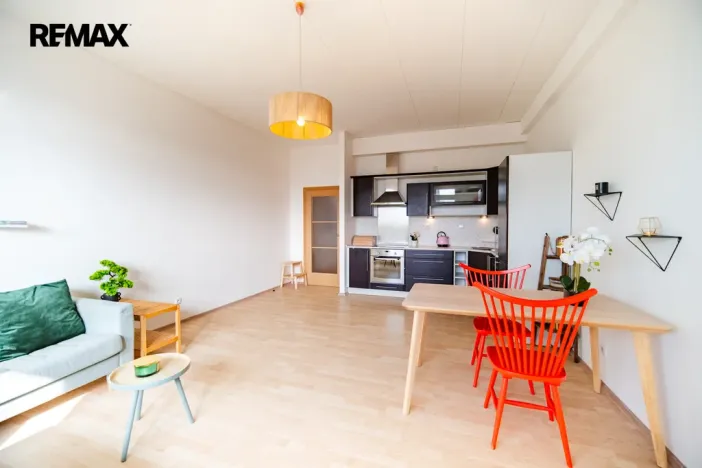 Pronájem bytu 2+kk, Praha - Libeň, Českomoravská, 59 m2