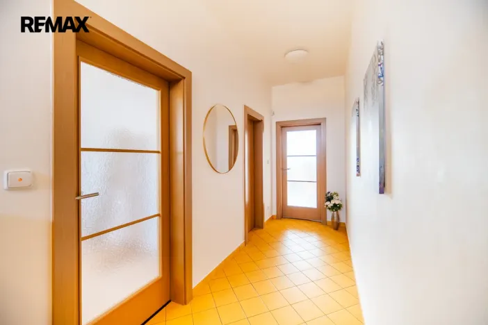 Pronájem bytu 2+kk, Praha - Libeň, Českomoravská, 59 m2