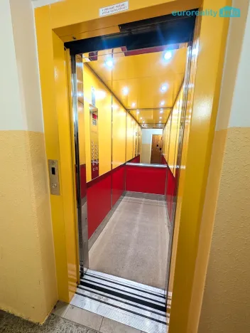 Prodej bytu 3+1, Plzeň, Kralovická, 75 m2