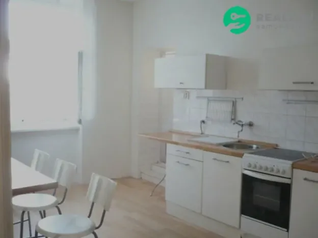 Pronájem bytu 1+1, Břeclav, Stromořadní, 45 m2