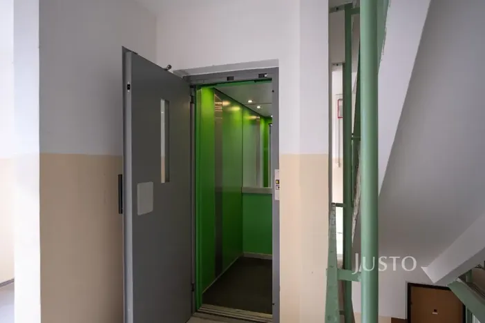 Pronájem bytu 2+kk, Praha - Komořany, Na Komořsku, 43 m2