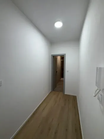 Pronájem bytu 2+kk, České Budějovice, Rudolfovská tř., 40 m2