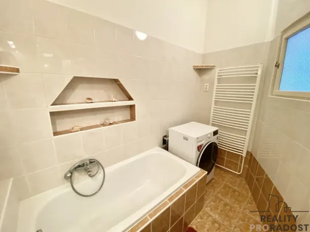 Pronájem bytu 3+1, Olomouc, 17. listopadu, 84 m2