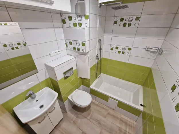 Prodej bytu 1+1, Cheb, Čapkova, 38 m2