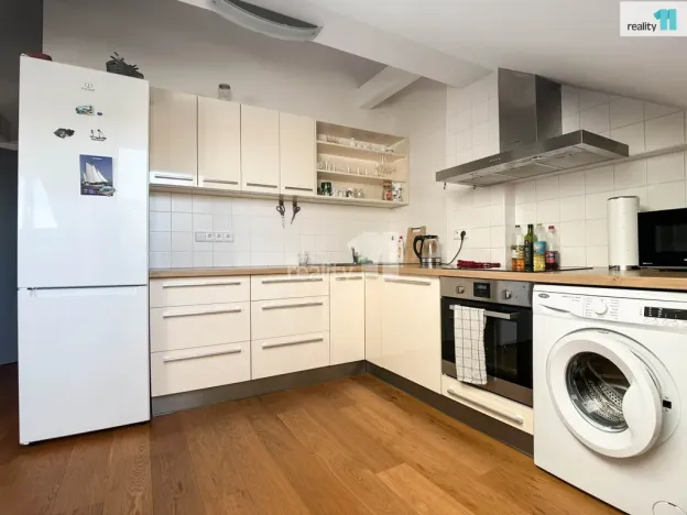 Pronájem bytu 2+1, Holešov, Nerudova, 55 m2