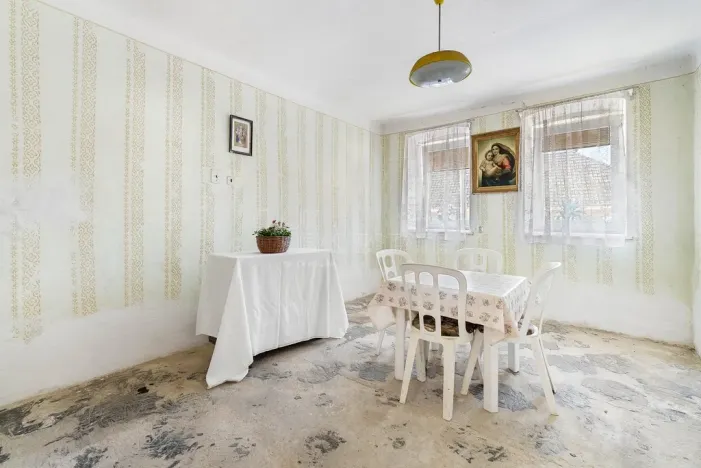 Prodej zemědělského objektu, Krasonice, 730 m2