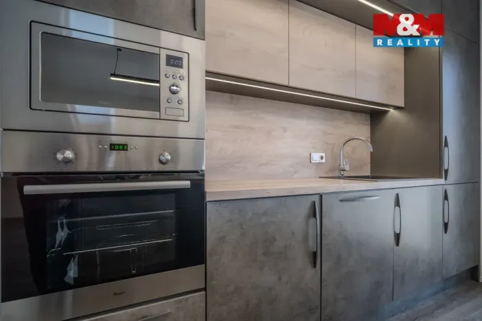 Pronájem bytu 2+kk, Ostrava - Pustkovec, Krásnopolská, 68 m2