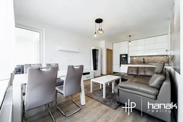 Pronájem bytu 2+kk, Olomouc, Janského, 72 m2