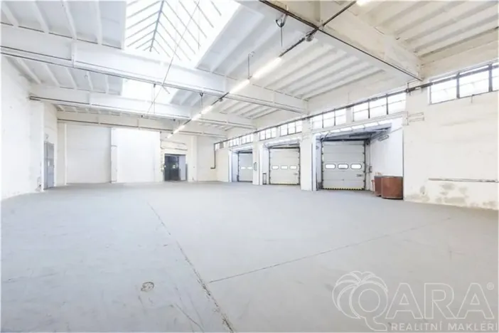 Pronájem skladu, Písek, U Vodárny, 4000 m2