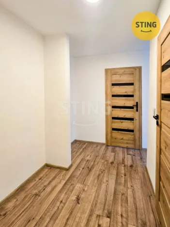 Pronájem bytu 1+1, Karviná, Školská, 36 m2