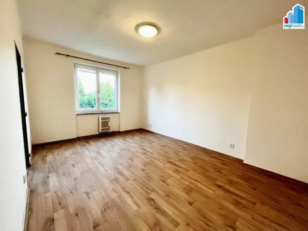 Pronájem bytu 1+1, Nýřany, Dlouhá, 42 m2