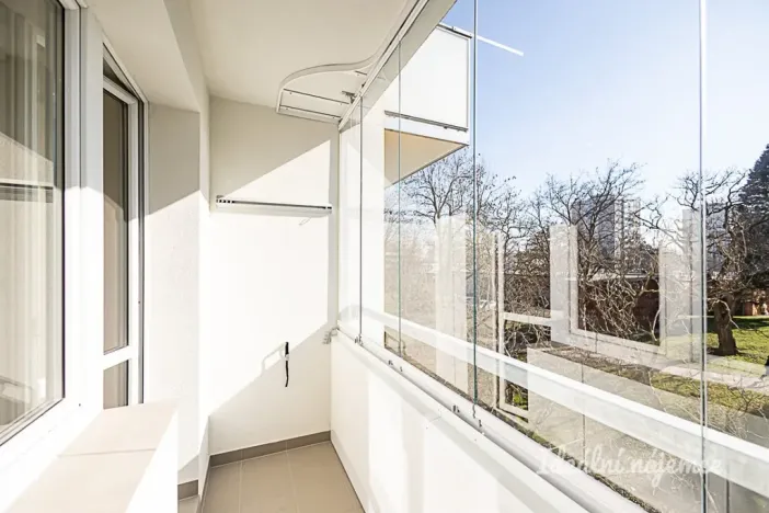 Pronájem bytu 2+1, Praha, Káranská, 56 m2