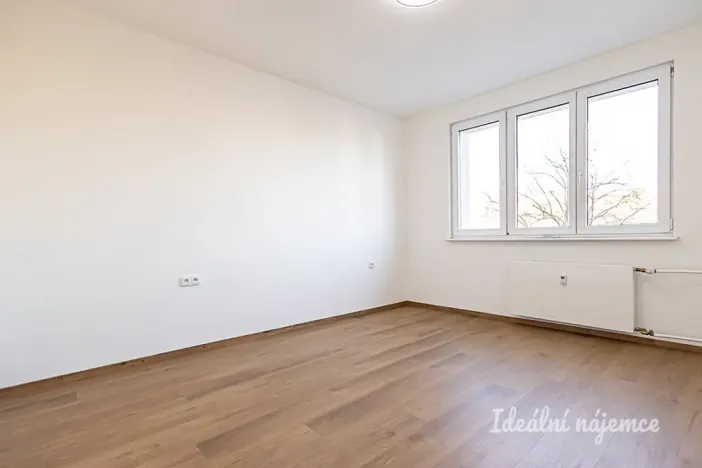 Pronájem bytu 2+1, Praha, Káranská, 56 m2
