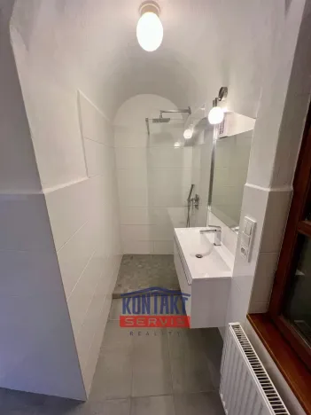 Pronájem bytu 1+kk, Jindřichův Hradec, Kostelní, 36 m2