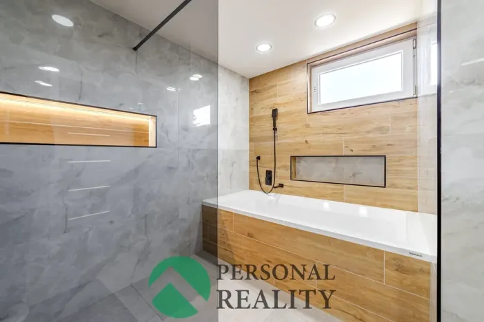 Prodej rodinného domu, Neratovice, Na Hrádku, 230 m2