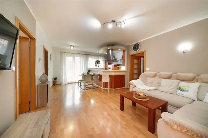 Prodej bytu 3+kk, Líšnice, 74 m2