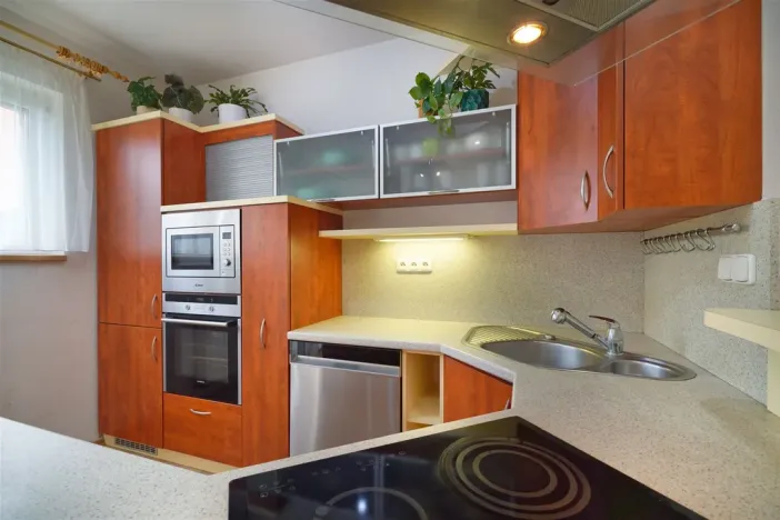 Prodej bytu 3+kk, Líšnice, 74 m2