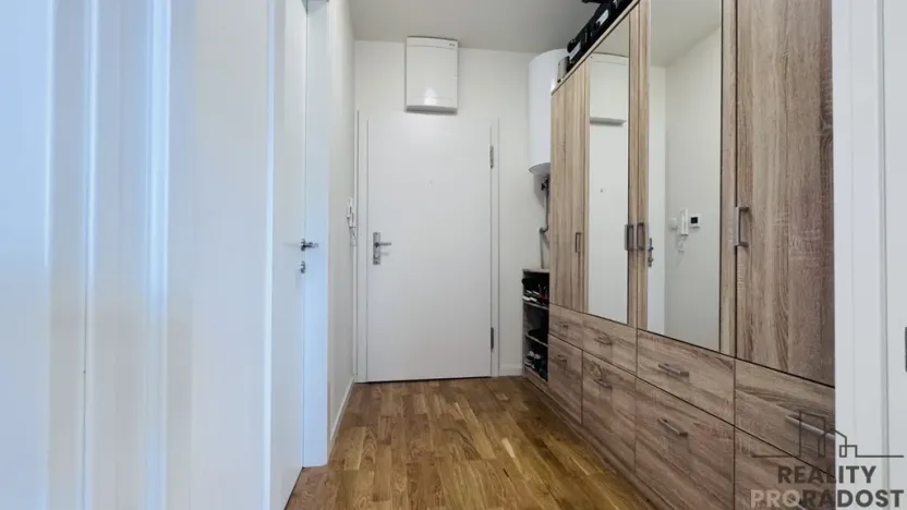 Pronájem bytu 1+kk, Dubňany, Hornická, 37 m2