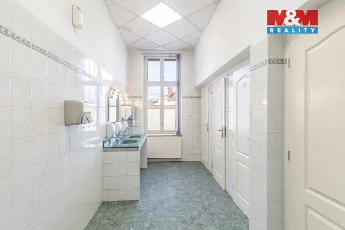 Pronájem kanceláře, Ostrava - Kunčičky, Škrobálkova, 173 m2