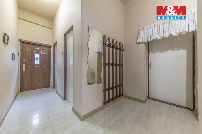 Prodej činžovního domu, Domousnice - Skyšice, 180 m2