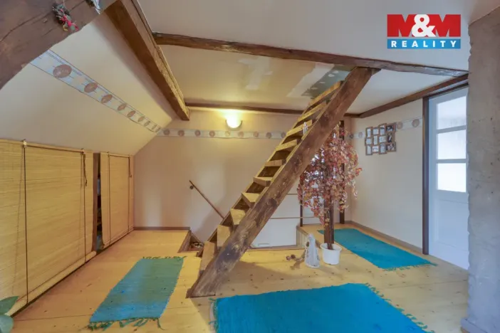 Prodej rodinného domu, Nýrsko - Hodousice, 189 m2