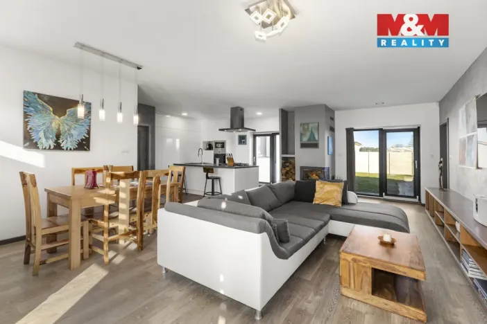 Prodej rodinného domu, Chrudim - Chrudim III, Obce Ležáků, 220 m2