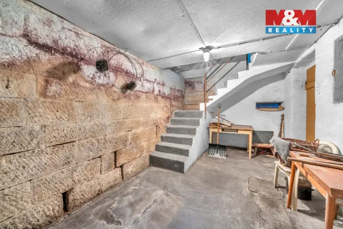 Prodej chalupy, Police nad Metují - Hlavňov, 160 m2