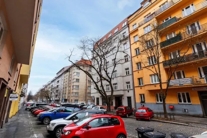 Pronájem bytu 2+kk, Praha - Žižkov, Biskupcova, 48 m2
