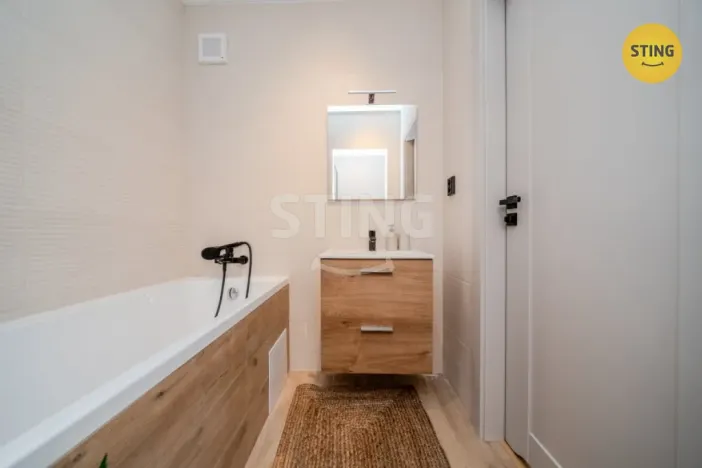 Pronájem bytu 4+kk, Třinec, Dukelská, 68 m2