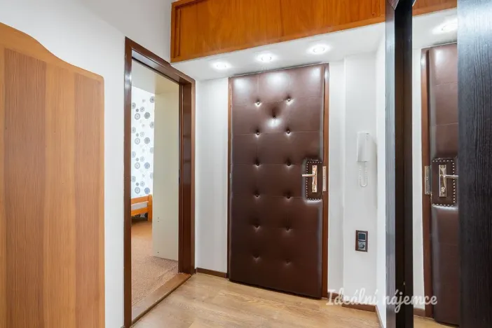 Pronájem bytu 3+1, Praha - Modřany, Platónova, 76 m2