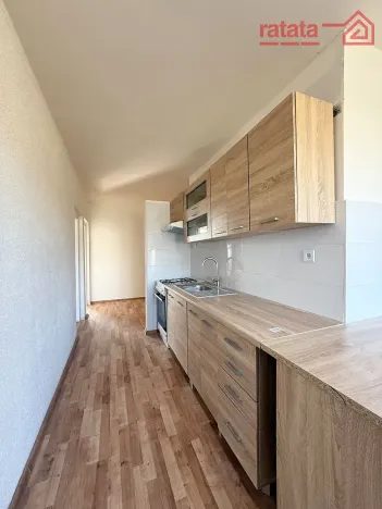Pronájem bytu 2+1, Klášterec nad Ohří, Jana Ámose Komenského, 60 m2
