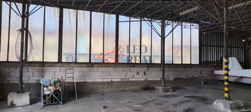 Pronájem skladu, Příchovice, 828 m2