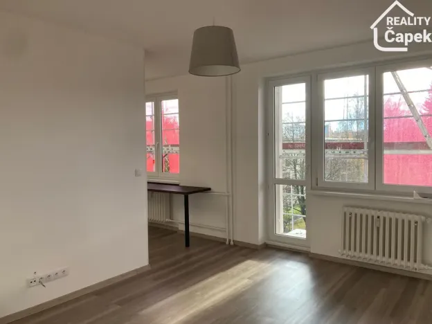 Pronájem bytu 1+1, Ostrava - Poruba, Sokolovská, 37 m2