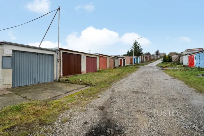 Pronájem komerční nemovitosti, Šlapanice, Dlouhá, 16 m2