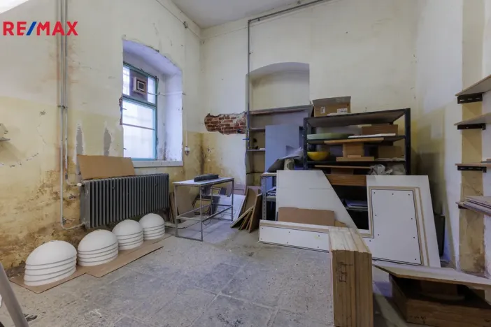 Prodej výrobních prostor, Karlovy Vary - Rybáře, Sokolovská, 2017 m2