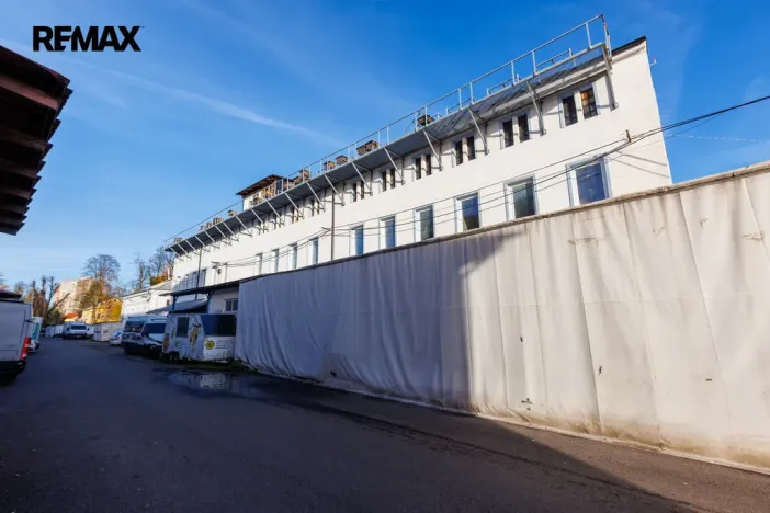 Prodej výrobních prostor, Karlovy Vary - Rybáře, Sokolovská, 2017 m2