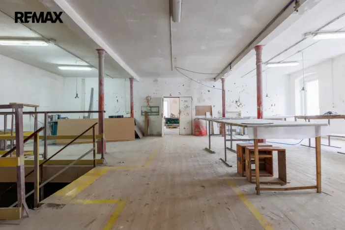 Prodej výrobních prostor, Karlovy Vary - Rybáře, Sokolovská, 2017 m2