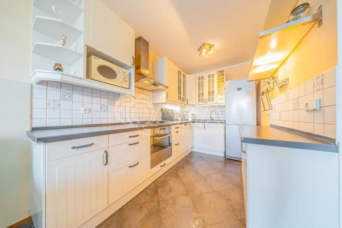 Prodej bytu 3+kk, Beroun - Beroun-Město, Tyršova, 66 m2