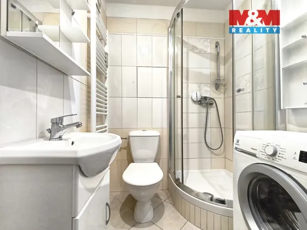 Pronájem bytu 1+1, Kladno, Kordačova, 32 m2