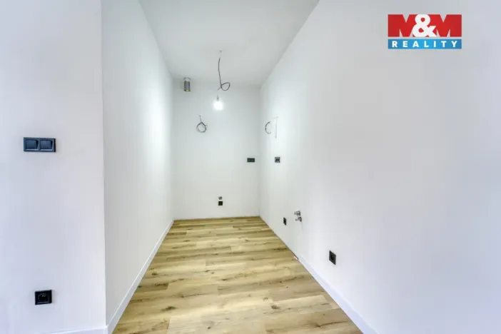 Prodej bytu 2+kk, Tlučná, Tlučenská kolonie, 41 m2