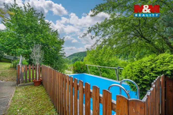 Prodej chaty, Hrdlořezy, 30 m2