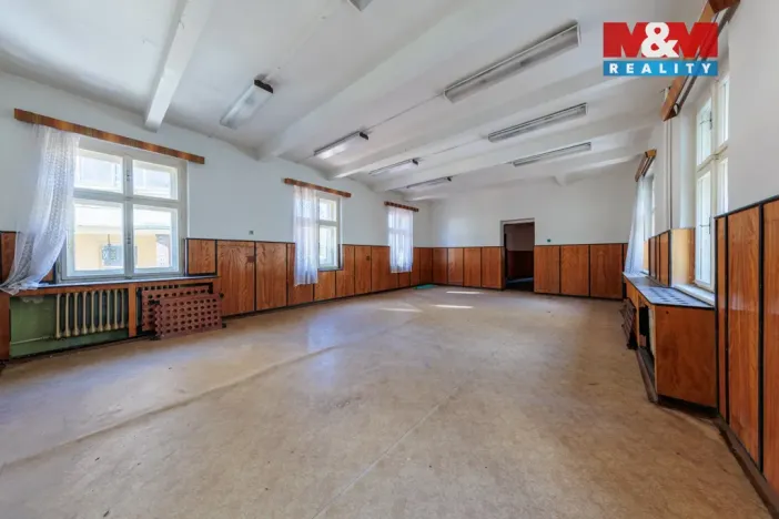 Prodej obchodního prostoru, Abertamy, Bož. Němcové, 800 m2