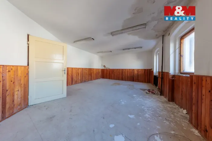 Prodej obchodního prostoru, Abertamy, Bož. Němcové, 800 m2