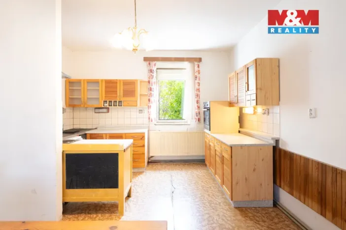 Prodej rodinného domu, Bousov, 200 m2