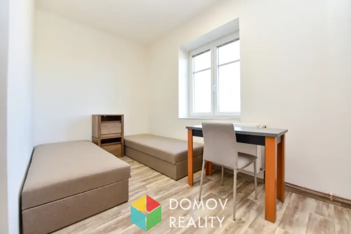 Pronájem pokoje, Komárov, 11 m2