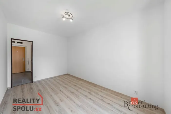 Pronájem bytu 2+kk, Hostivice, Čsl. armády, 42 m2