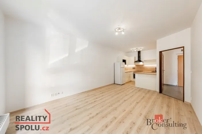 Pronájem bytu 2+kk, Hostivice, Čsl. armády, 42 m2