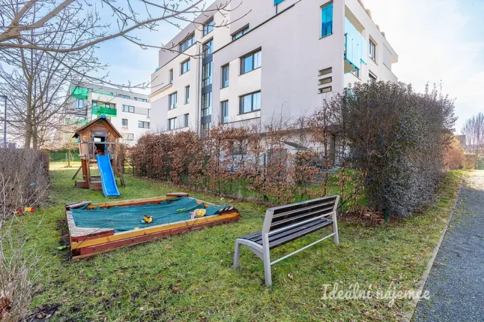 Pronájem bytu 4+kk, Praha - Letňany, Nepomuckých, 95 m2