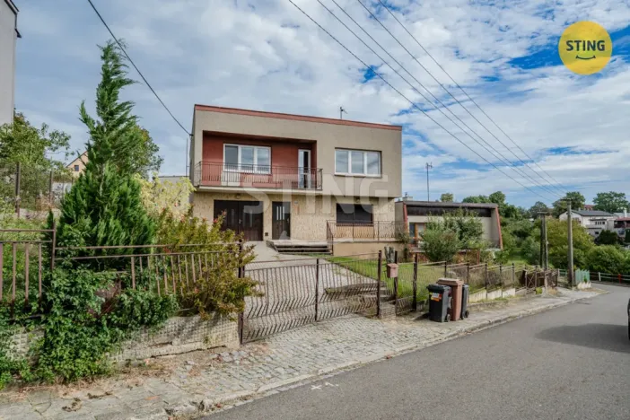 Prodej rodinného domu, Dolní Lhota, K nádraží, 220 m2