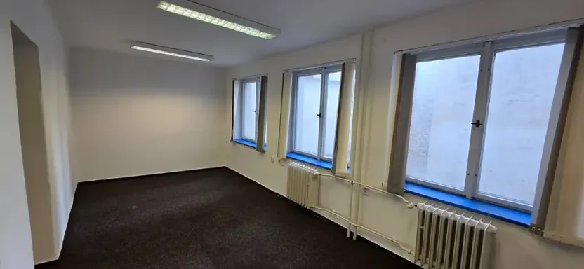 Pronájem kanceláře, Plzeň, Perlová, 42 m2